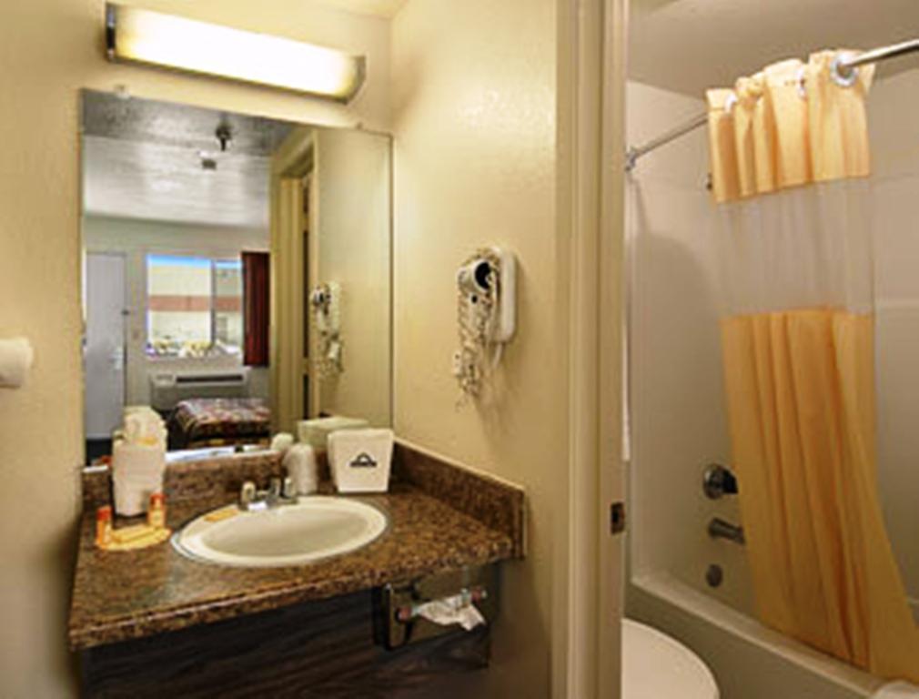 Park Avenue Inn & Suites Victorville Kamer foto